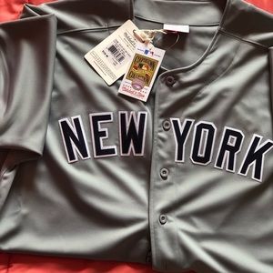 Mitchell & Ness NY Yankee Jersey NWT